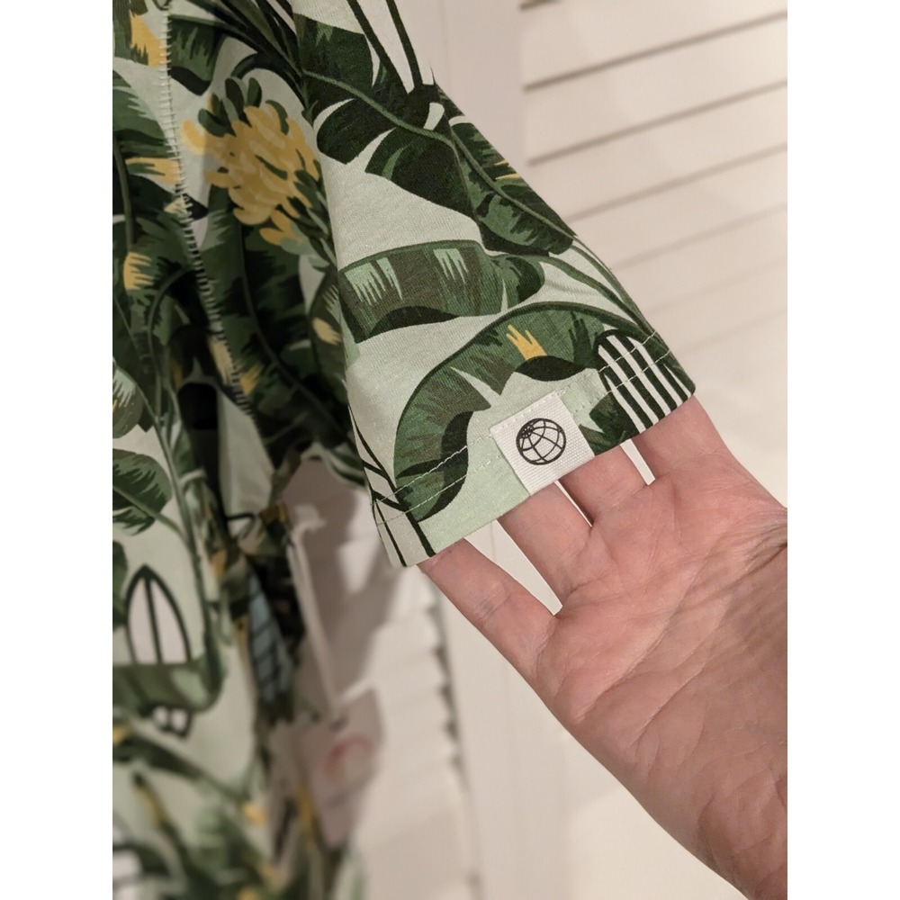 Free Planet Mens L Cotton‎ T-Shirt Palm Tree Graphic Pocket Surf Beach Vibes NWT - Picture 4 of 10